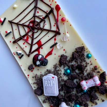 SPOOKY GRAVEYARD WHITE CHOCOLATE BAR