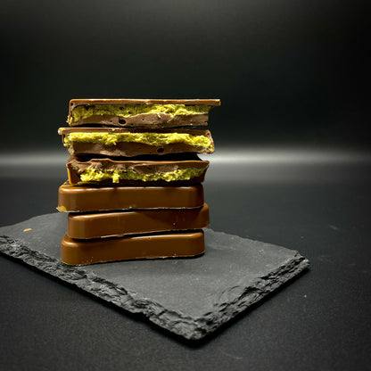 PISTACHIO KUNAFA MILK CHOCOLATE BAR